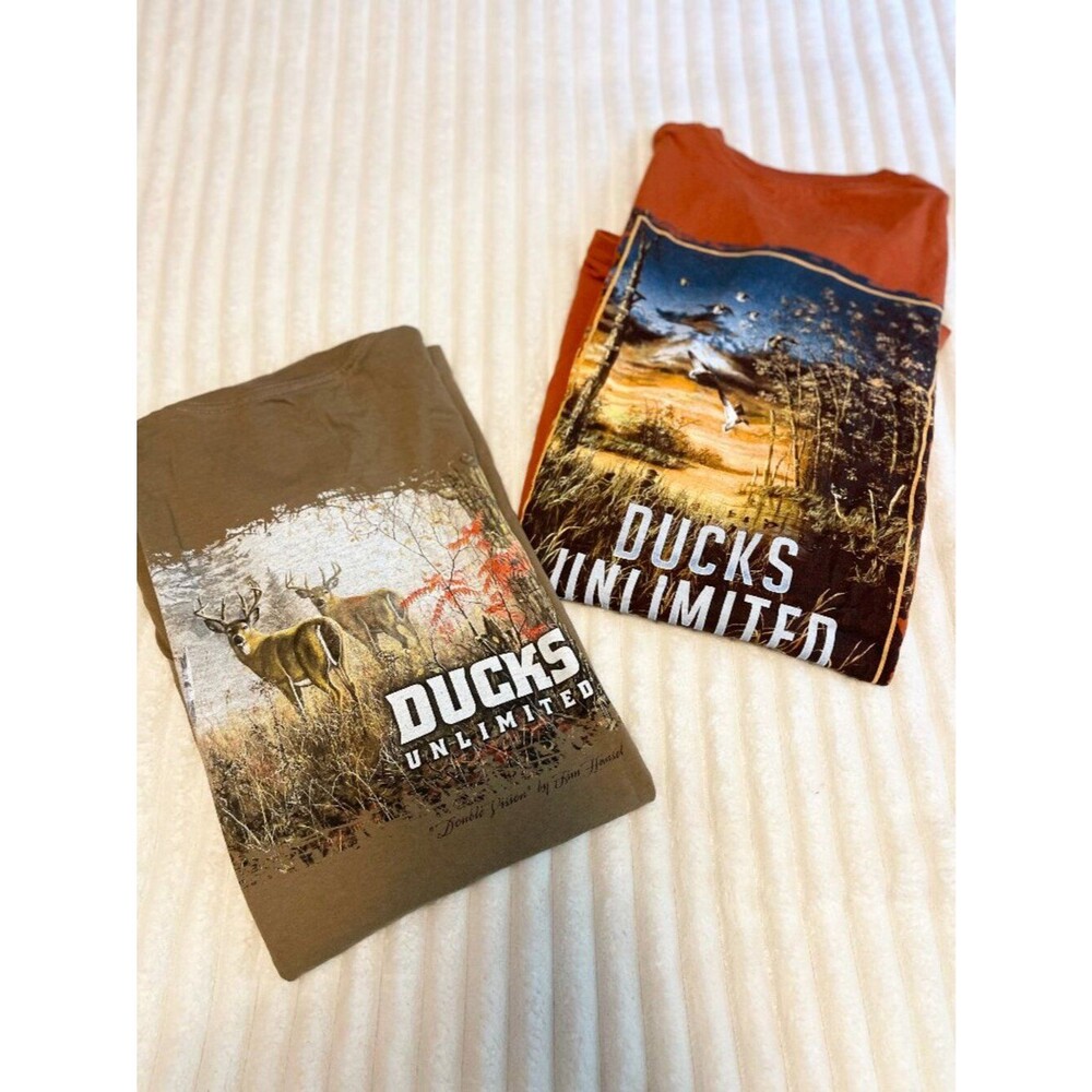 Ducks Unlimited Graphic T-Shirt Lot of 2 Men's Large Hunting Deer Duck Outdoor
